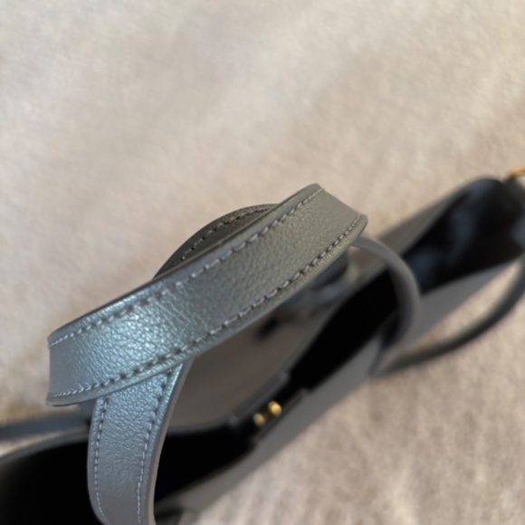 Saint Laurent Toy Shopping Tote - Picture 16 of 16